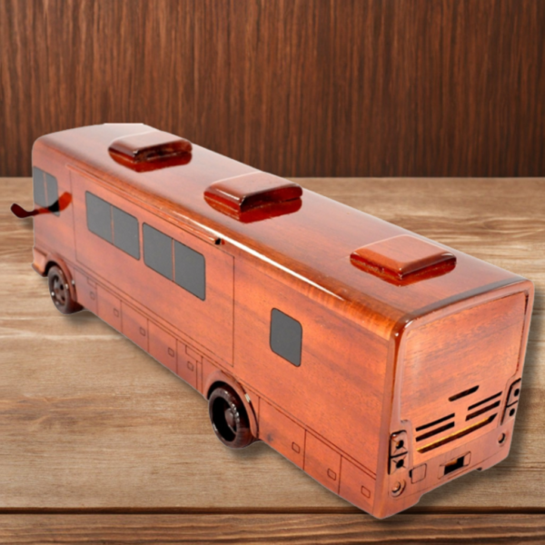 2018 RV - Motorhome - Image 3